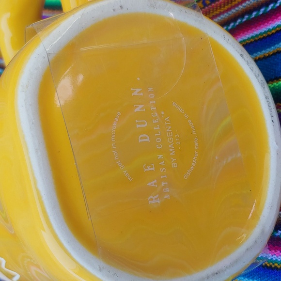 🍍Rae Dunn Ceramic Pineapple Welcome Coffee Tea Mug Yellow and Green NWT - Picture 7 of 9